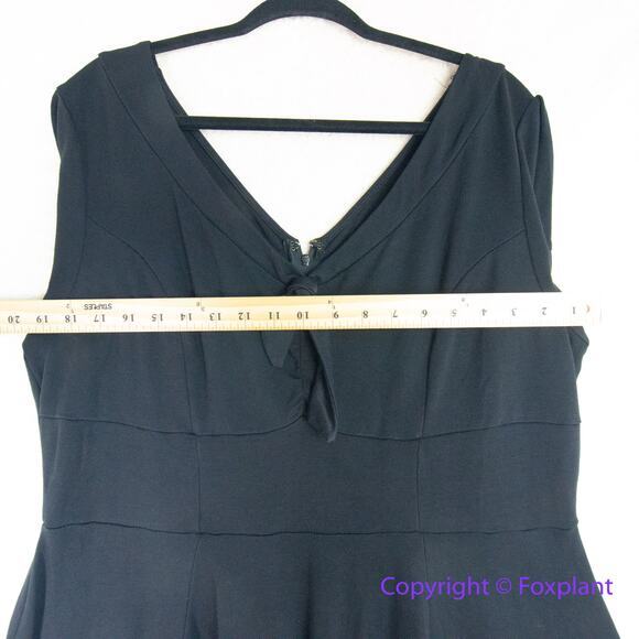 Unique Vintage black fit and flare dress short sleeves with tie bow, size 2XL - Picture 8 of 14